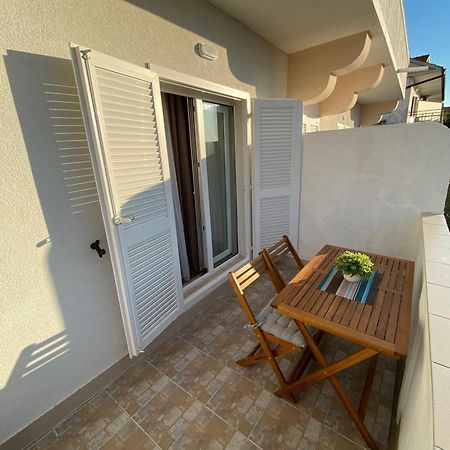 Sunset House With Seaview Διαμέρισμα Χβαρ Εξωτερικό φωτογραφία