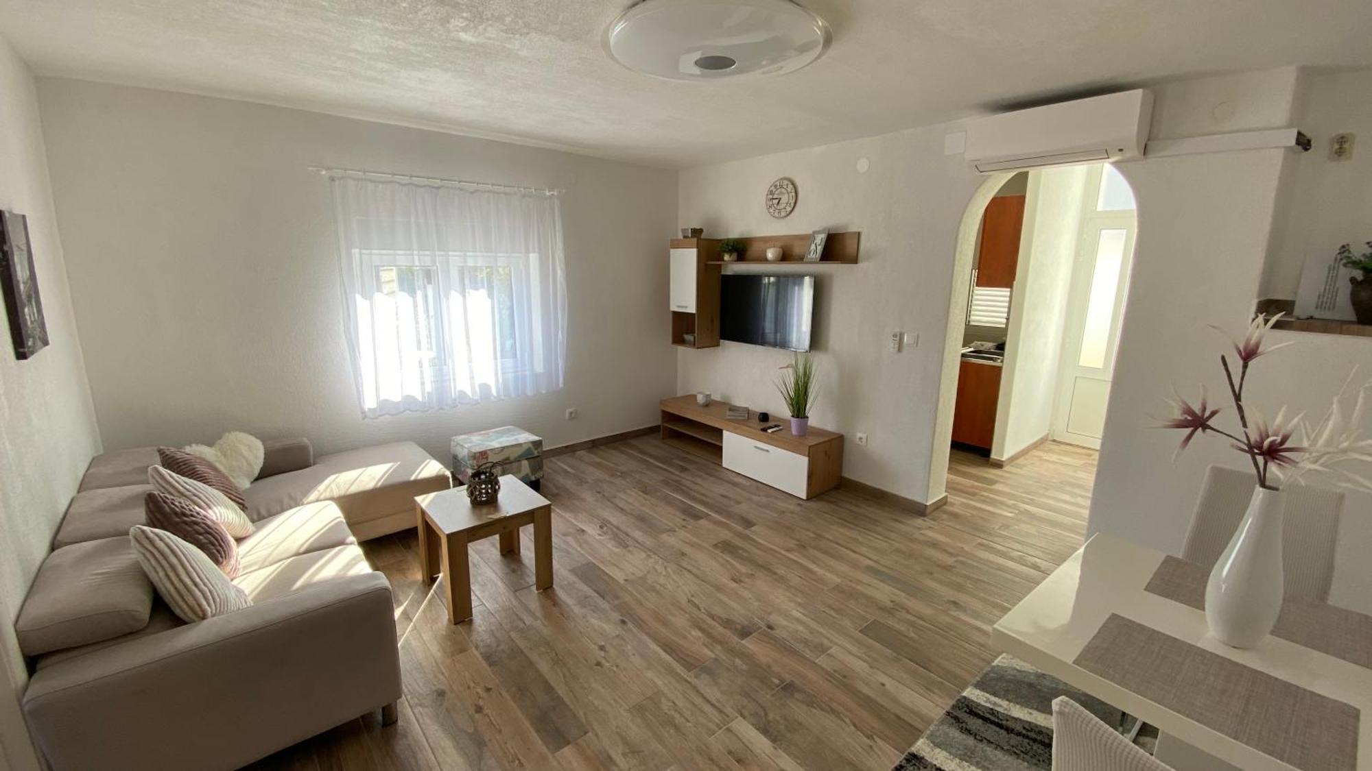 Sunset House With Seaview Διαμέρισμα Χβαρ Εξωτερικό φωτογραφία